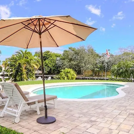 Island Breezes Villa